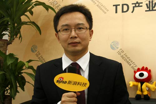 馮磊接受新浪科技采訪