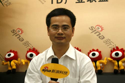 溫斌接受新浪科技專訪