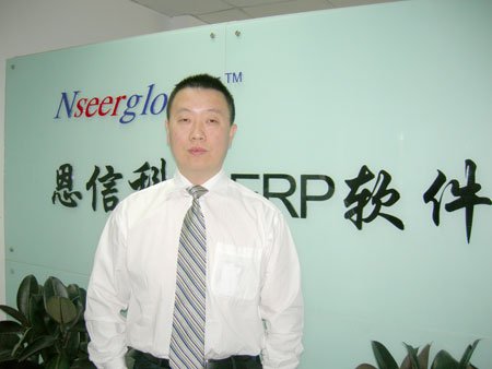 恩信劉有濤：李開復(fù)離職 因?yàn)榭鐕咎珡?qiáng)勢