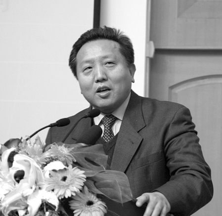 中國人民大學(xué)金融與證券研究所所長吳曉求(圖據(jù)CFP)