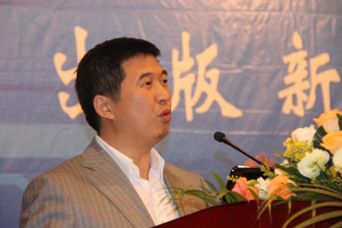 科技時代_方正副總方中華：出版社除編輯業(yè)務外均可外包 