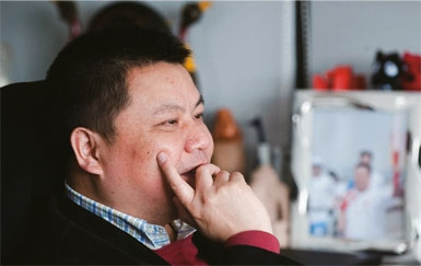 快樂購(gòu)董事長(zhǎng)、總經(jīng)理陳剛認(rèn)為公司發(fā)展領(lǐng)先半步就好，“在別人不講誠(chéng)信的時(shí)候我們講誠(chéng)信，在別人開始講誠(chéng)信的時(shí)候我們已經(jīng)進(jìn)入了全媒體平臺(tái)時(shí)代。”