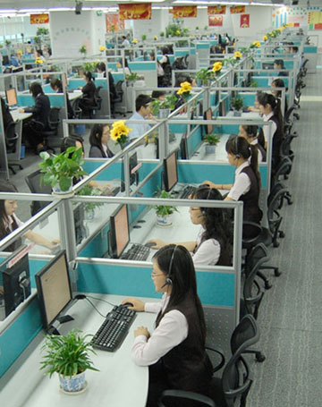 招商銀行人工座席現(xiàn)場