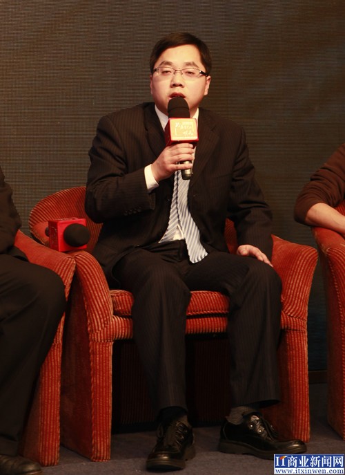貴陽經(jīng)濟技術(shù)開發(fā)區(qū)副區(qū)長黃政華