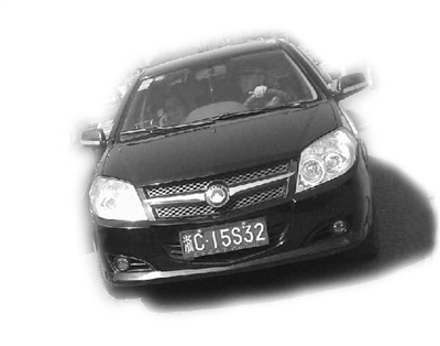 黑車市場(chǎng)竟有呼叫指揮中心